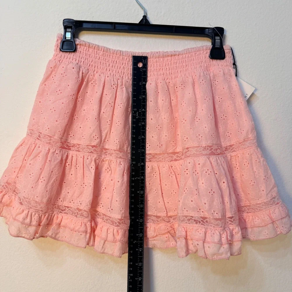 STatement Pink Eyelet Tiered Mini Skirt Smocked Waist Lace Trim PW2005384 Size M